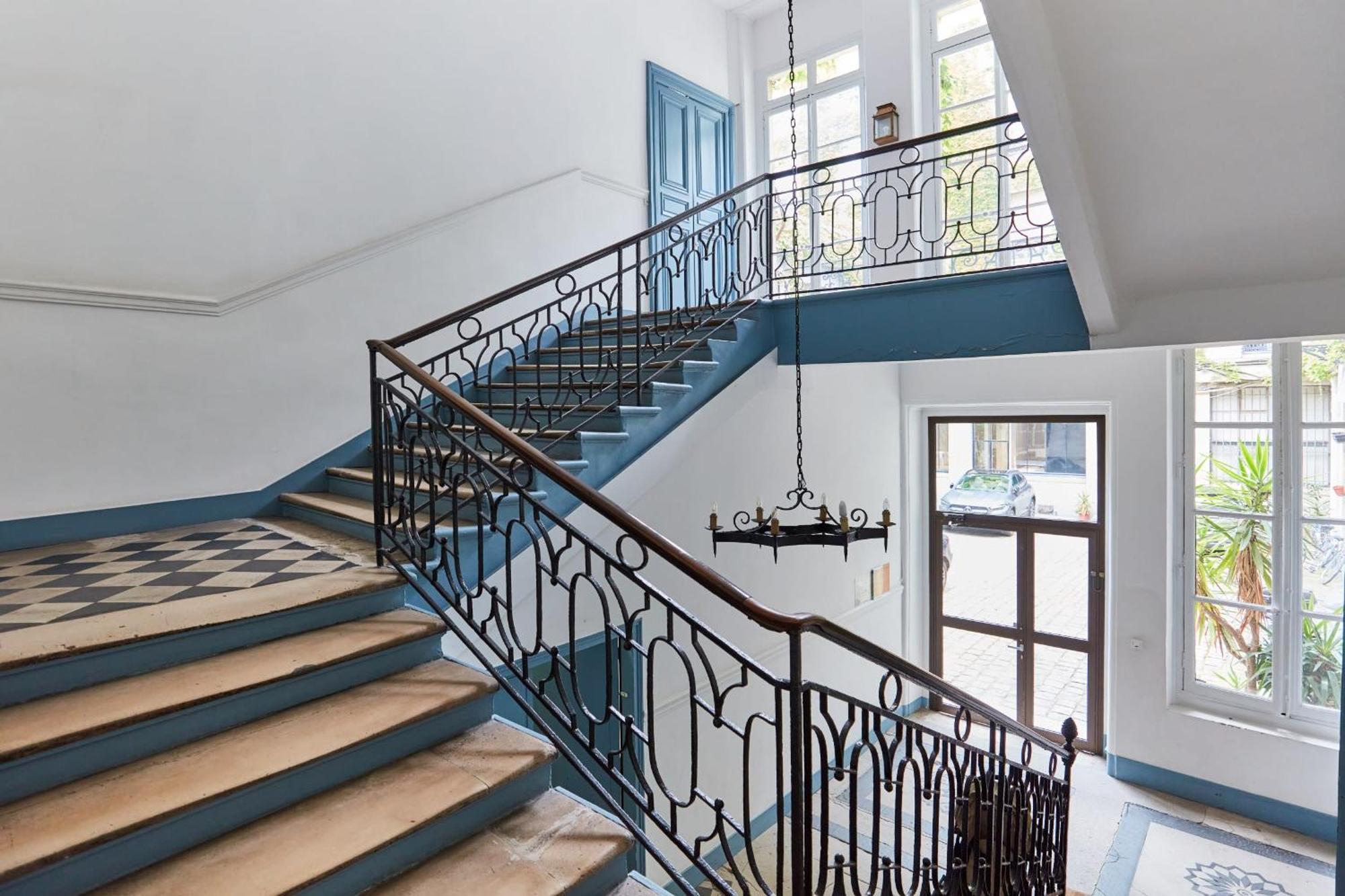 Place Des Vosges - 1Br With Balcony - Cityapartmentstay Paris Exterior photo